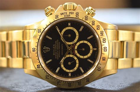 rolex daytona prezzo oro giallo|rolex daytona nero.